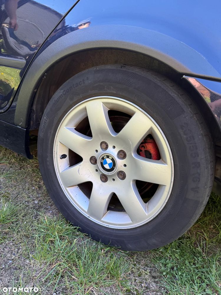 BMW Seria 3 318d - 23