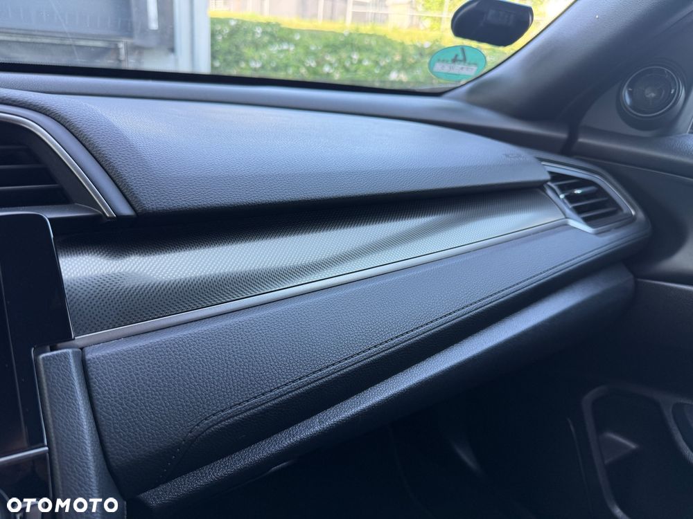 Honda Civic 1.0 i-VTEC Turbo Elegance - 16