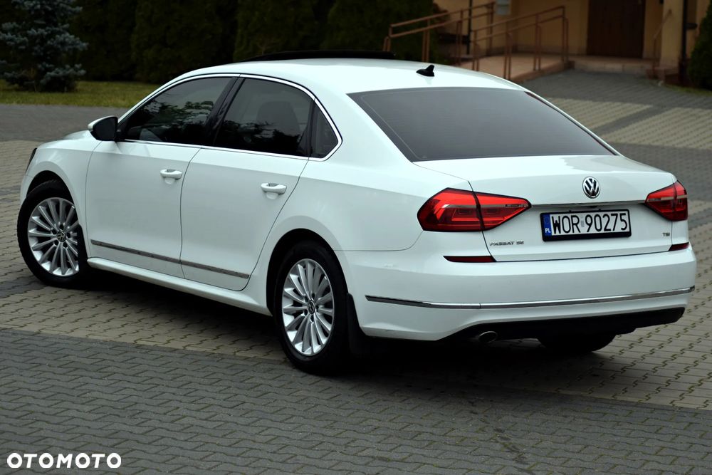 Volkswagen Passat - 9