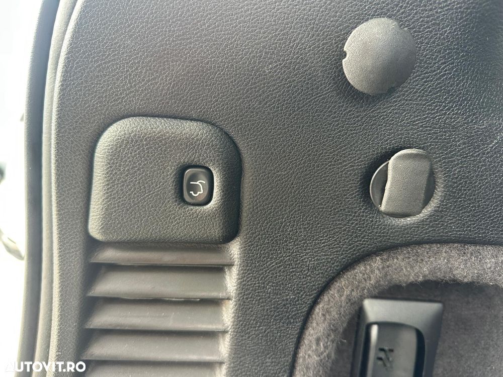 Jeep Grand Cherokee - 17