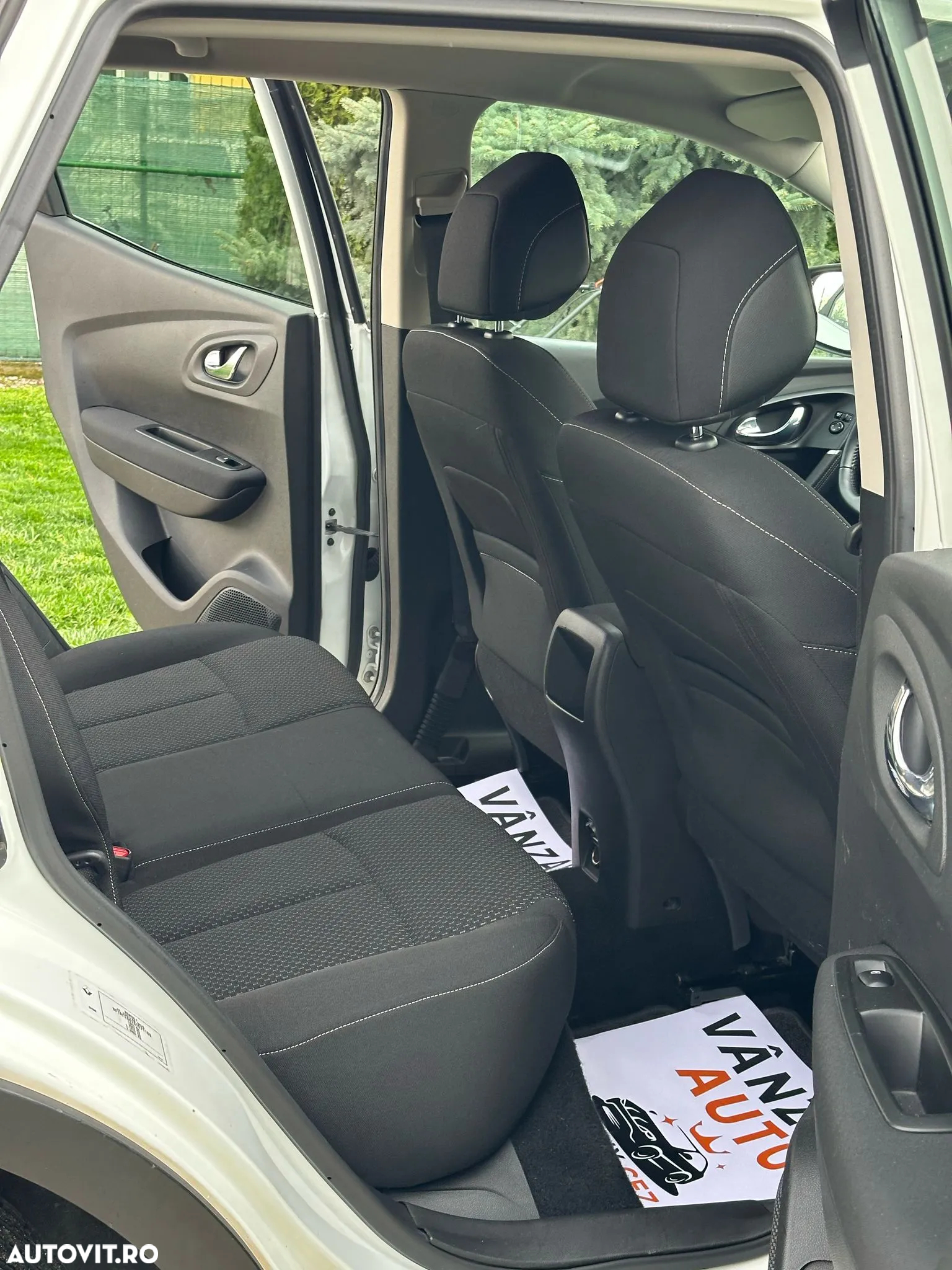 Renault Kadjar Energy dCi 110 EDC Business - 12
