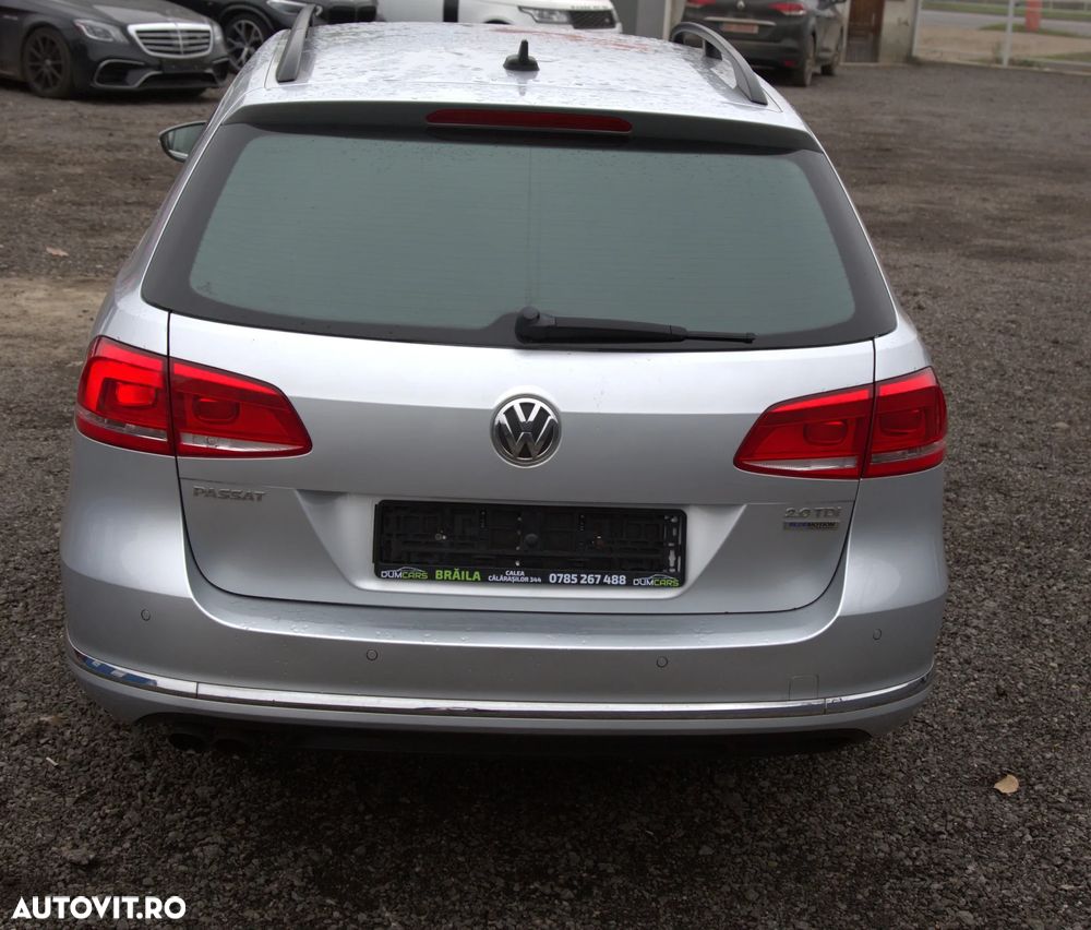 Volkswagen Passat - 11