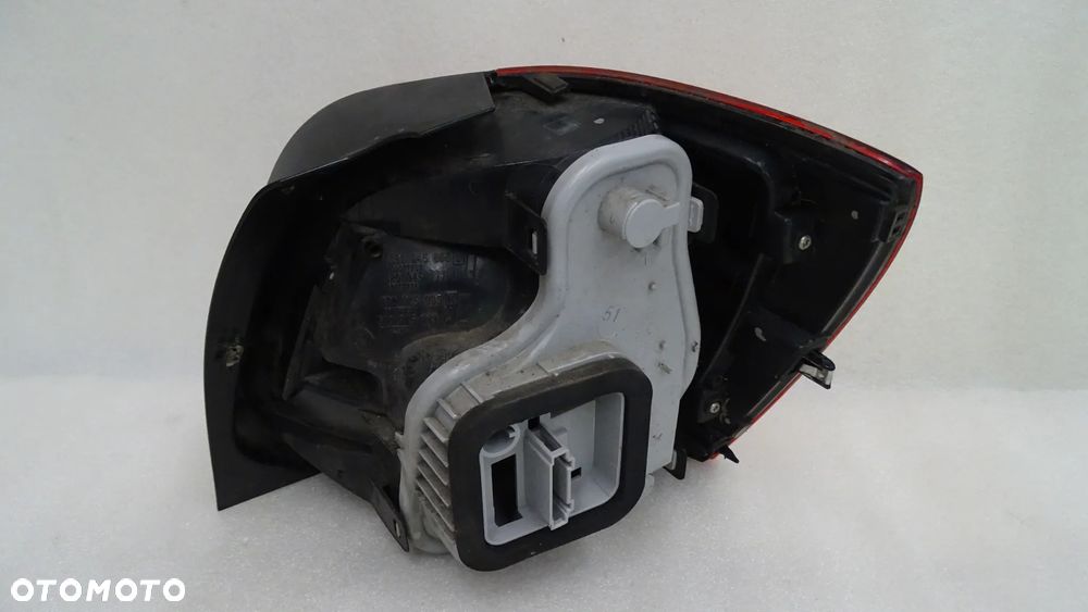 VW POLO 6R0 - lampa tylna lewa - 4