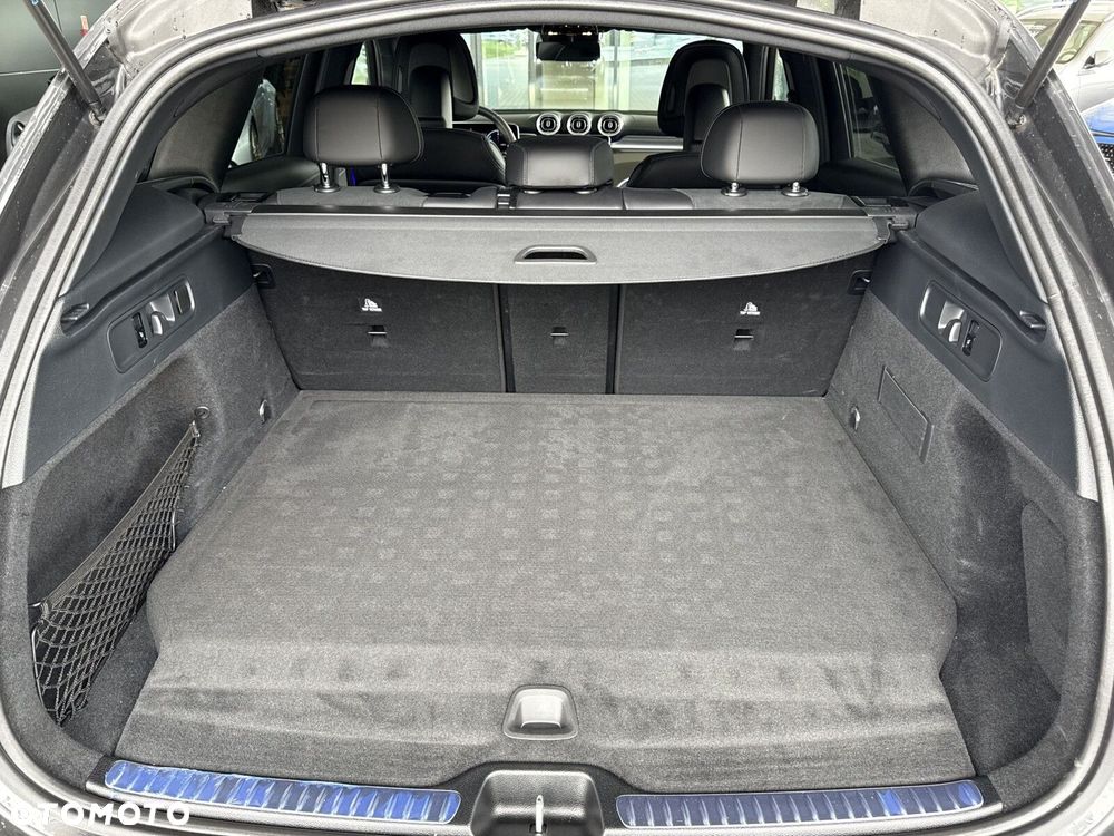 Mercedes-Benz GLC - 25