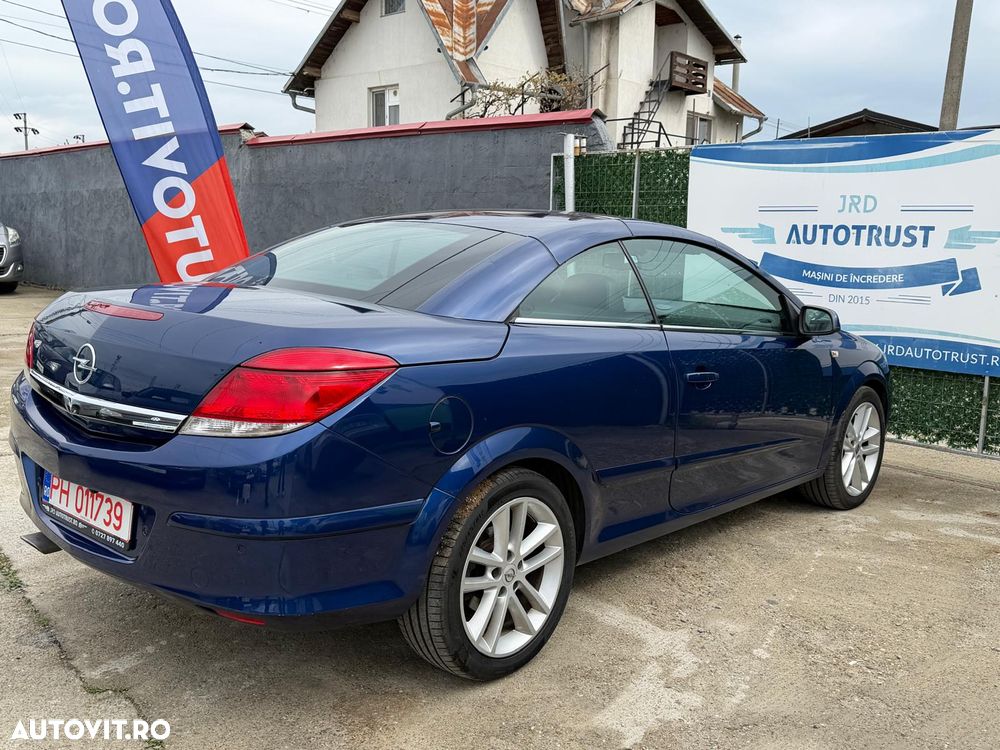 Opel Astra 1.8 Endless Summer - 23