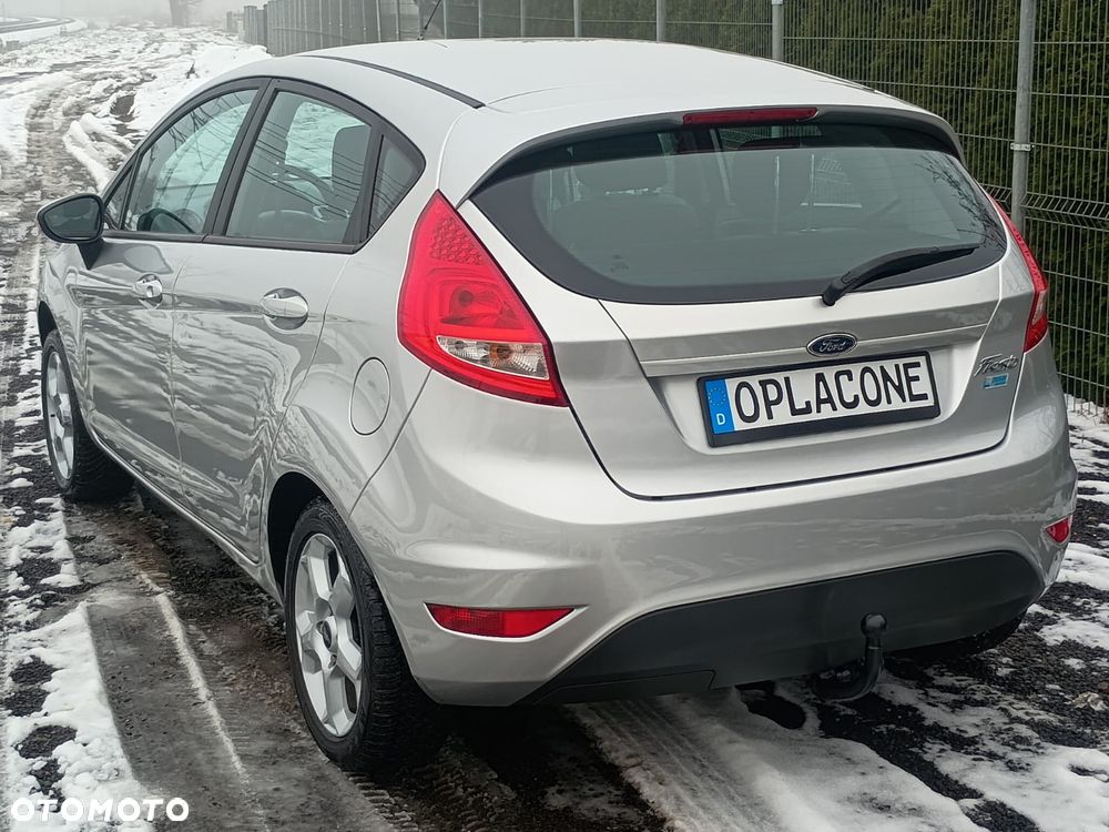 Ford Fiesta 1.25 Celebration - 8