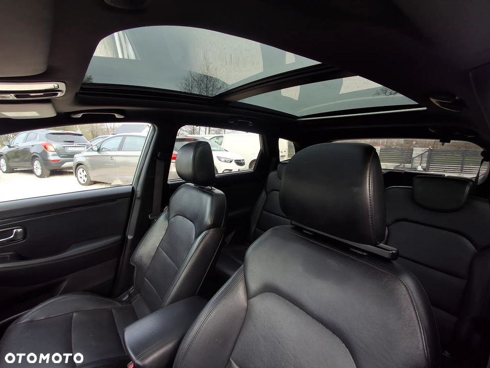 Kia Carens 1.7 CRDi Spirit - 15