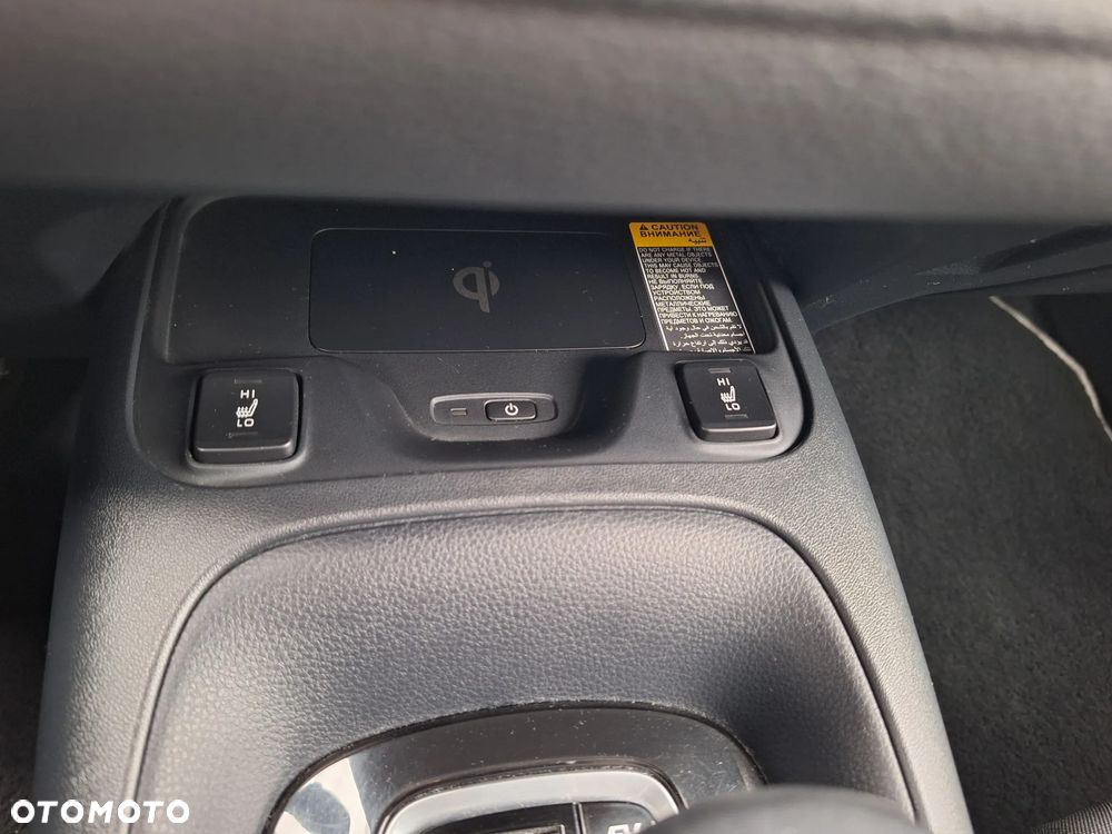 Toyota Corolla 2.0 Hybrid Touring Sports Business Edition - 12