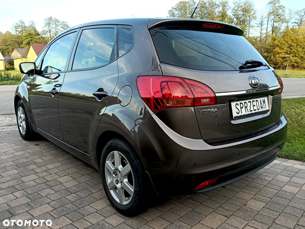 Kia Venga 1.4 Business Line - 6