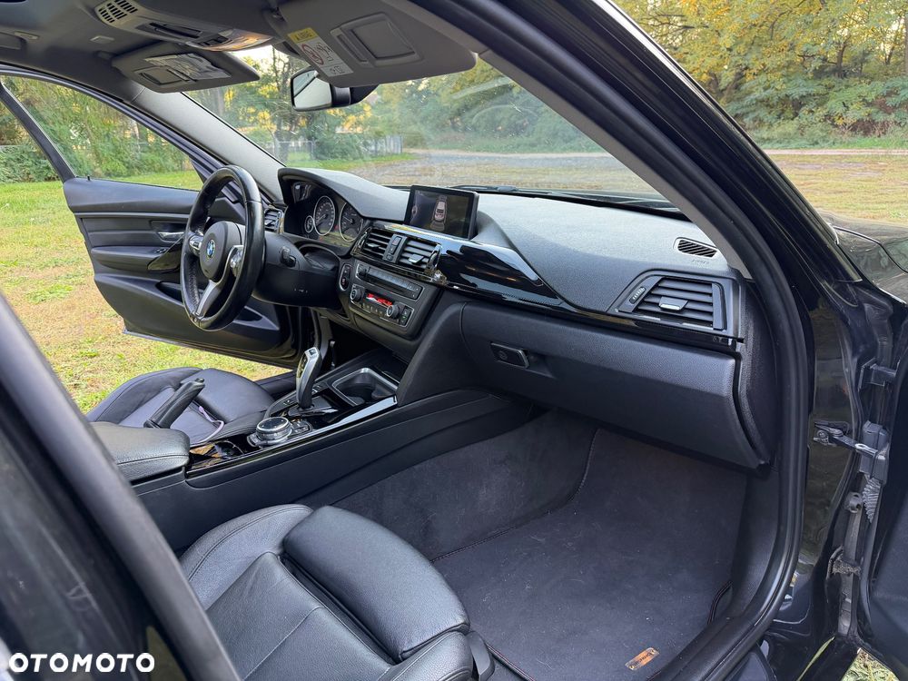 BMW Seria 3 330d xDrive Sport Line - 37