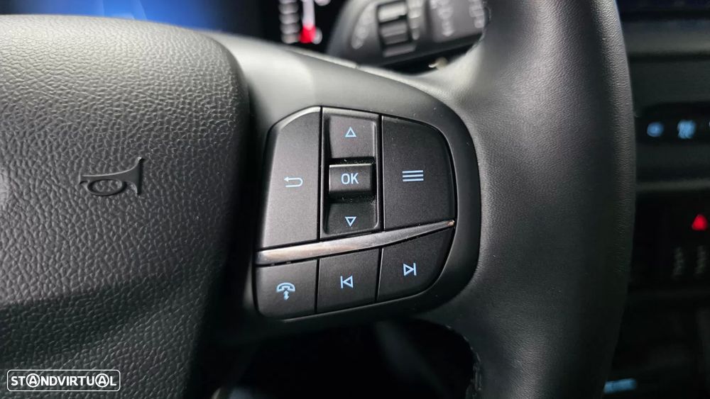 Ford Tourneo Courier 1.0 EcoBoost Titanium DCT - 13