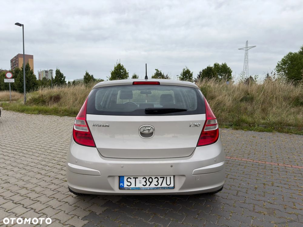 Hyundai i30 1.6 Comfort - 6
