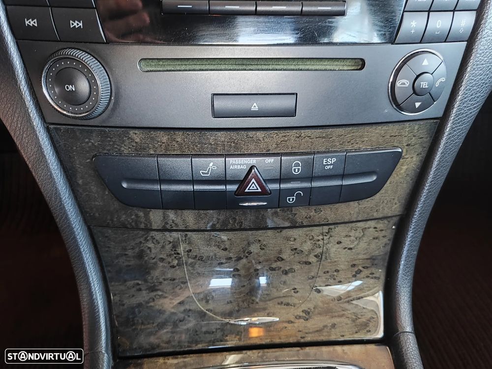 Mercedes-Benz E 220 CDi Avantgarde - 34