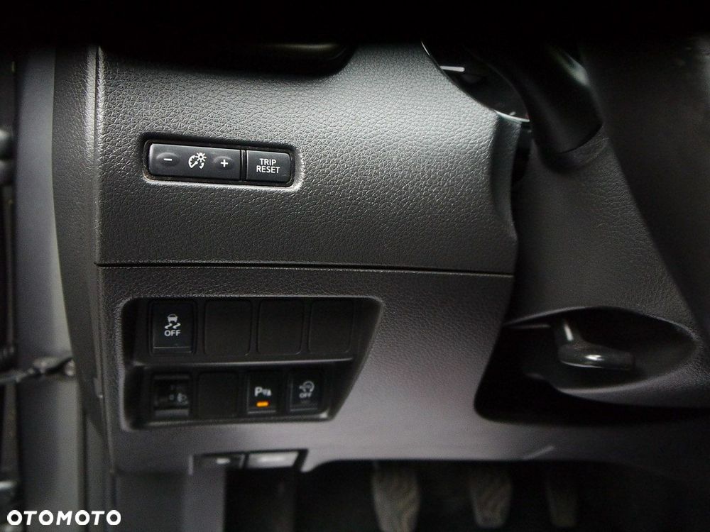 Nissan X-Trail 1.6 dCi ALL-MODE 4x4i N-Connecta - 36