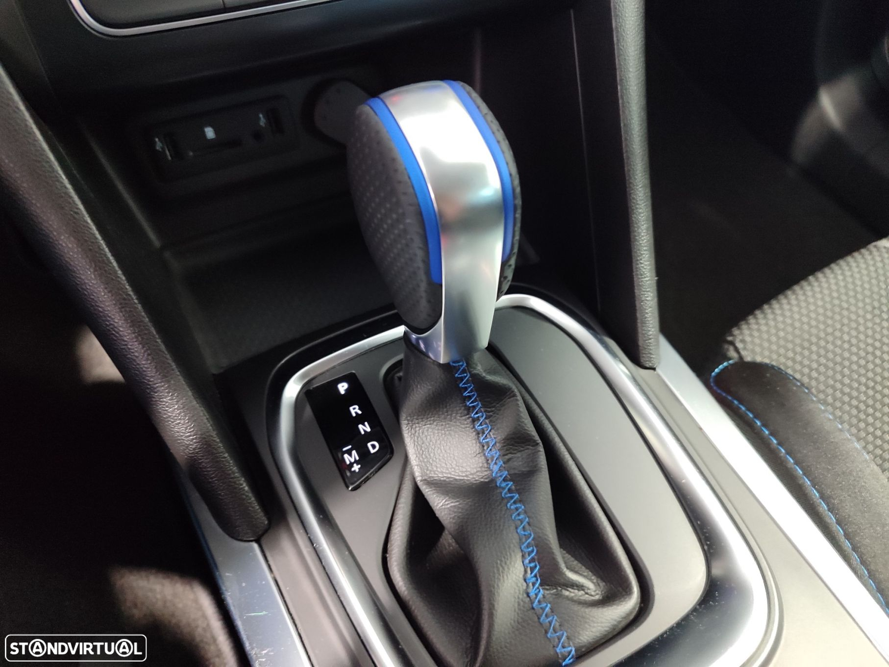Renault Mégane 1.6 TCe GT EDC - 37