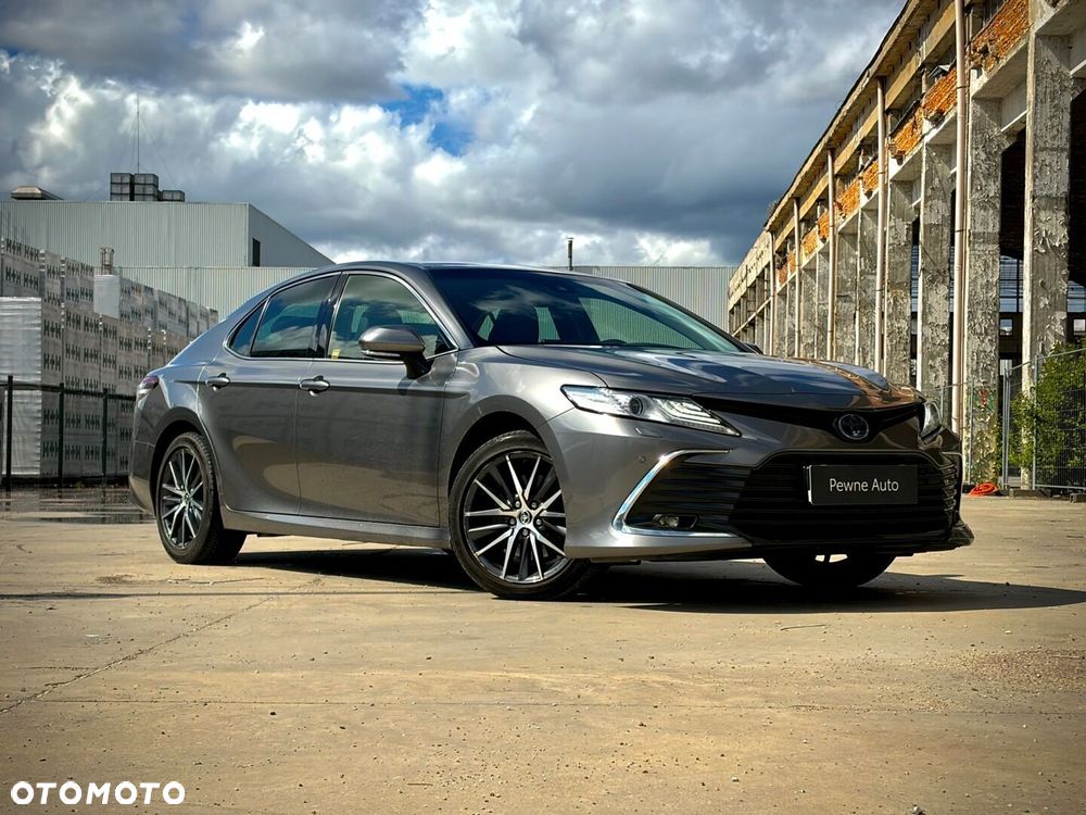 Toyota Camry 2.5 Hybrid Executive CVT - 2