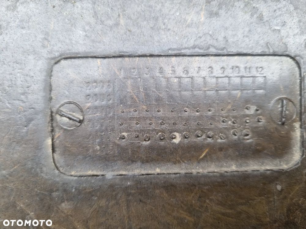 FIAT DUCATO CAMPER DETHLEFFS ZDERZAK PRZÓD - 16