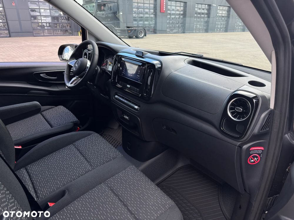 Mercedes-Benz Vito - 21
