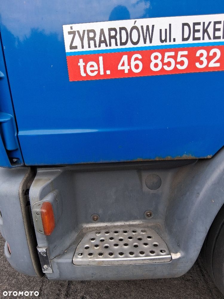 MAN TGL 12.240 4x2 BL - 9