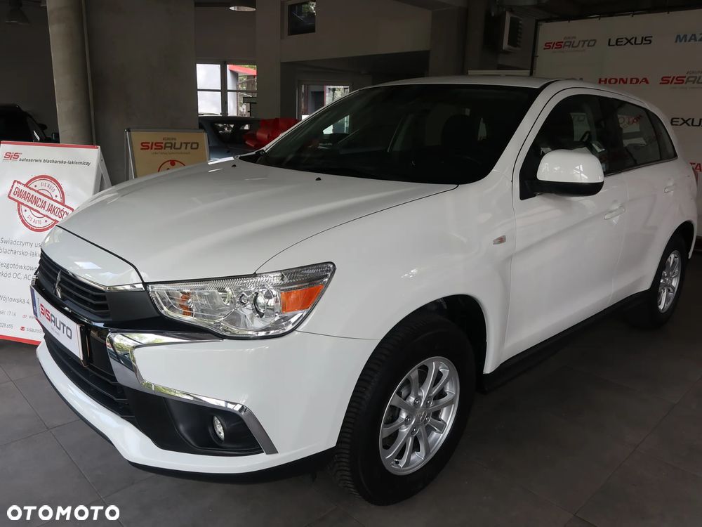 Mitsubishi ASX - 10