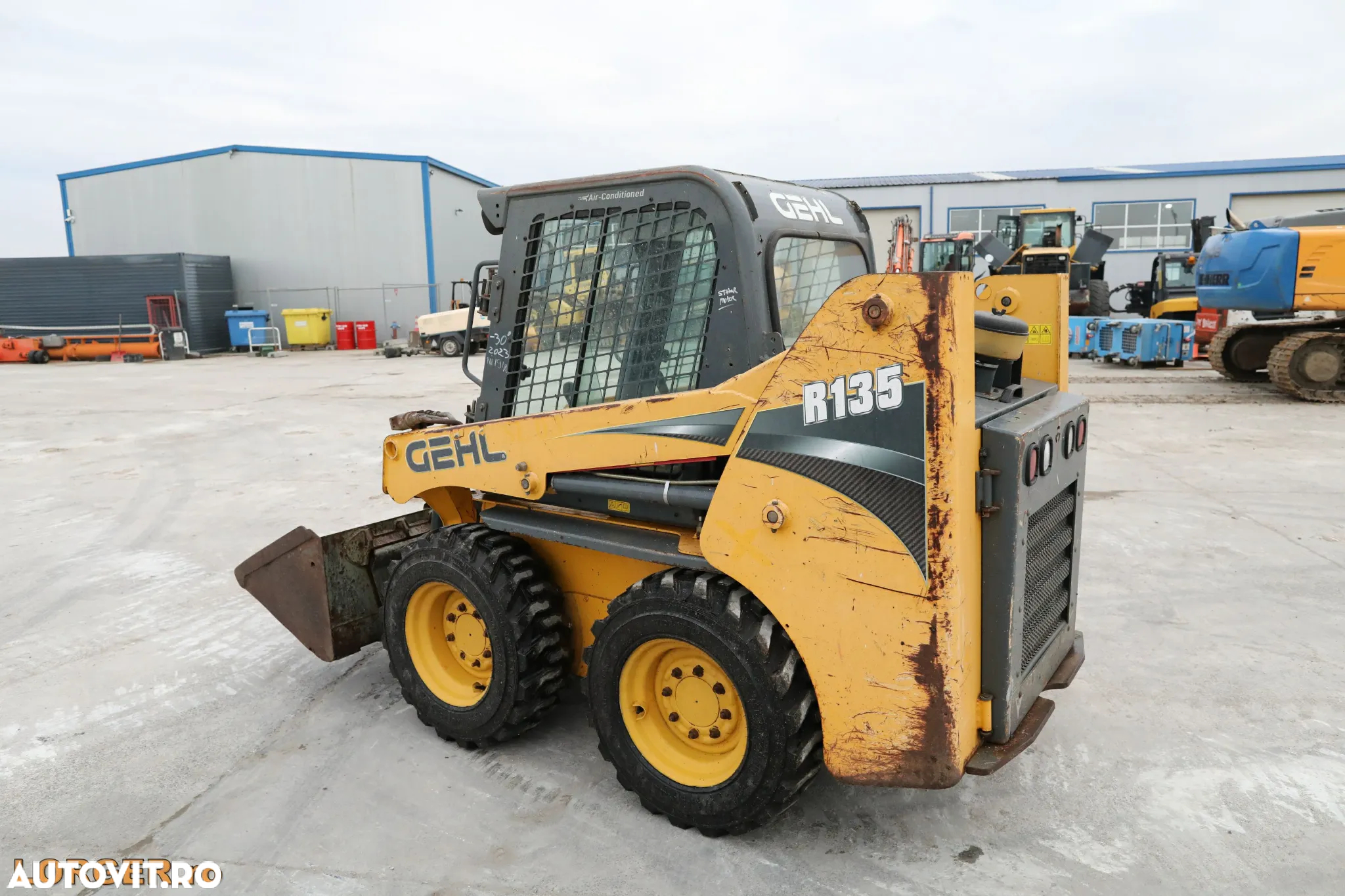 Gehl R135 - 2