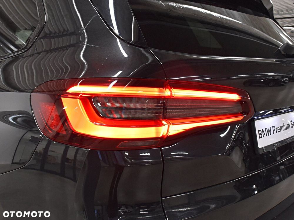 BMW X5 xDrive25d - 28