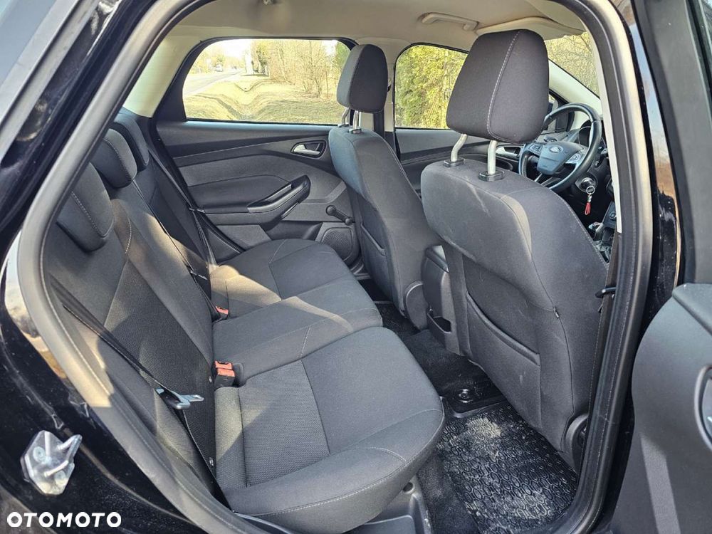 Ford Focus - 16