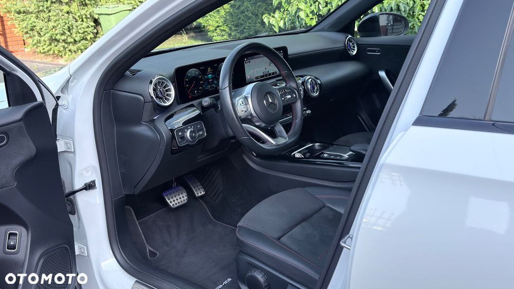 Mercedes-Benz Klasa A 250 e PHEV AMG Line 8G-DCT - 12