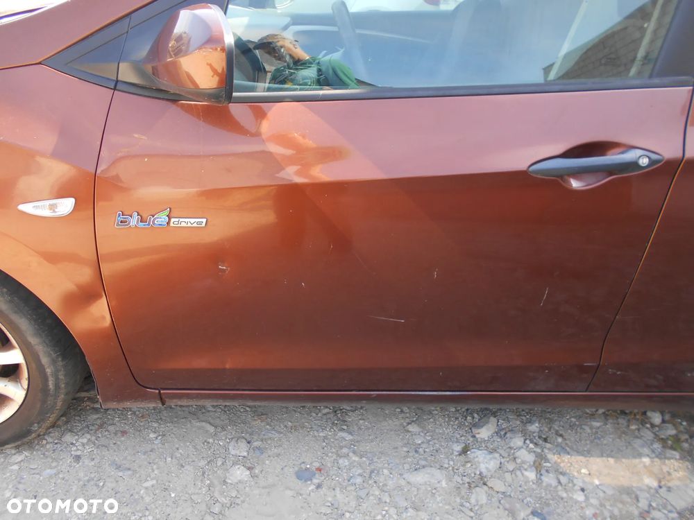 HYUNDAI I30 II LIFT HATCHBACK HATCHBACK 1.4 CRDI 2013R KOD LAKIERU U8N SILNIK SKRZYNIA BIEGOW MANUALNA 6 BIEGOWA MASKA LAMPA LUSTERKO ZDERZAK PAS PRZEDNI BLOTNIK ZAWIESZENIE CZESCI - 21
