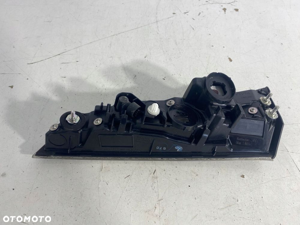 lampa lewy tył lewa tylnia w klape bagaznika toyota corolla e21 kombi eu - 7