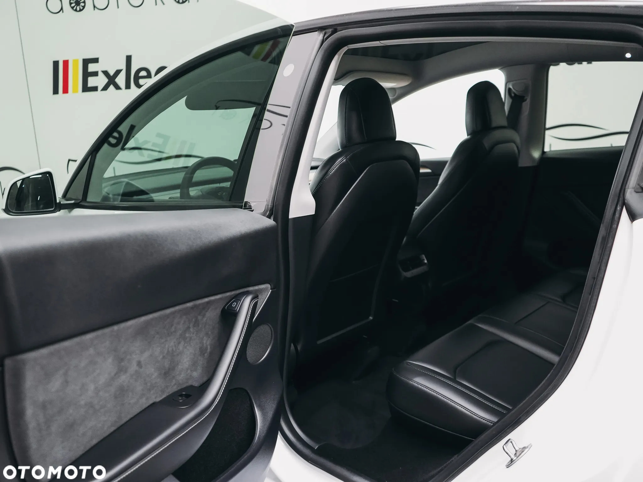 Tesla Y Model Long Range Dual Motor AWD - 16