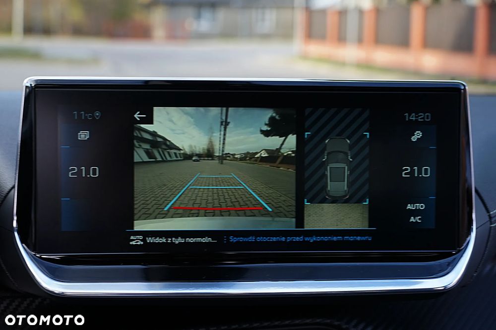 Peugeot 2008 PureTech 130 EAT8 GT - 34