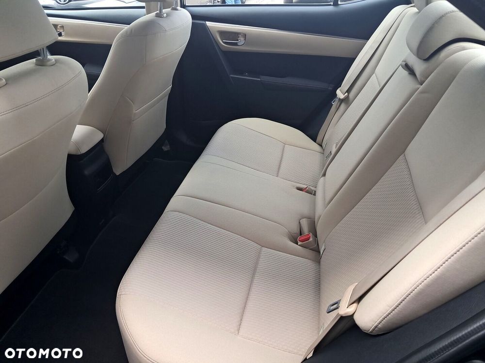 Toyota Corolla 1.6 Premium - 13