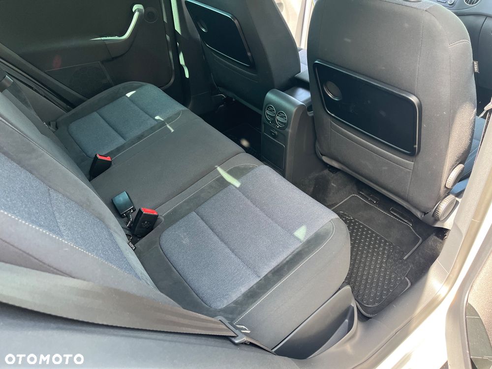 Volkswagen Golf Plus 1.6 TDI BlueMot Trendline DSG - 18