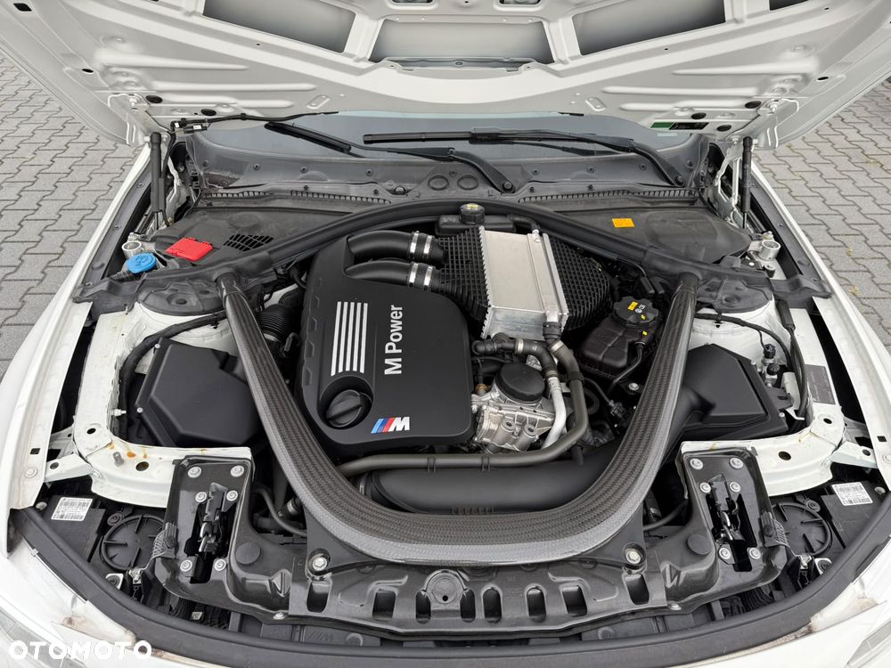 BMW M4 - 13