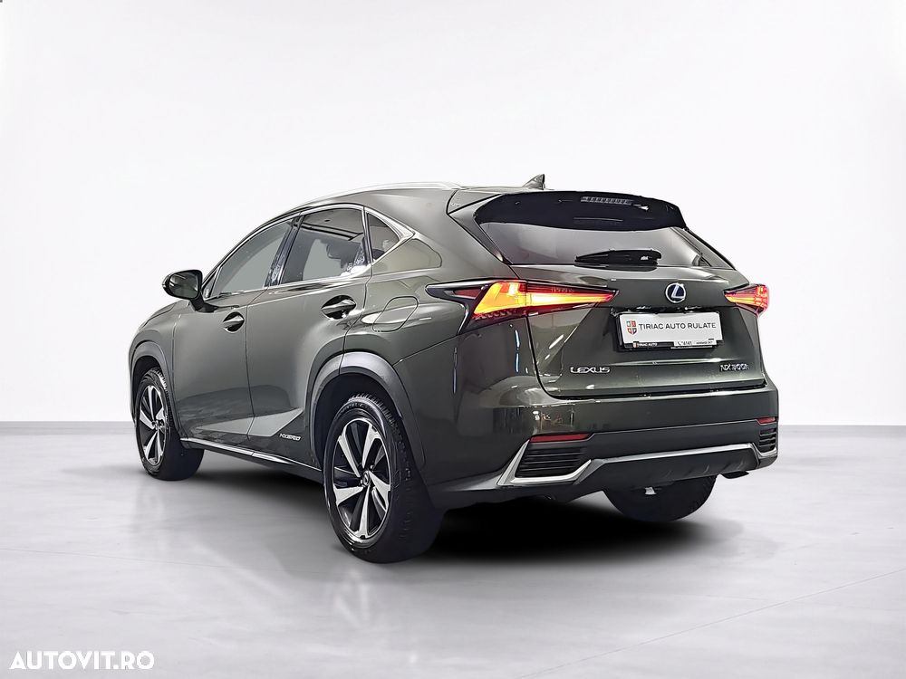 Lexus Seria NX 300h - 4