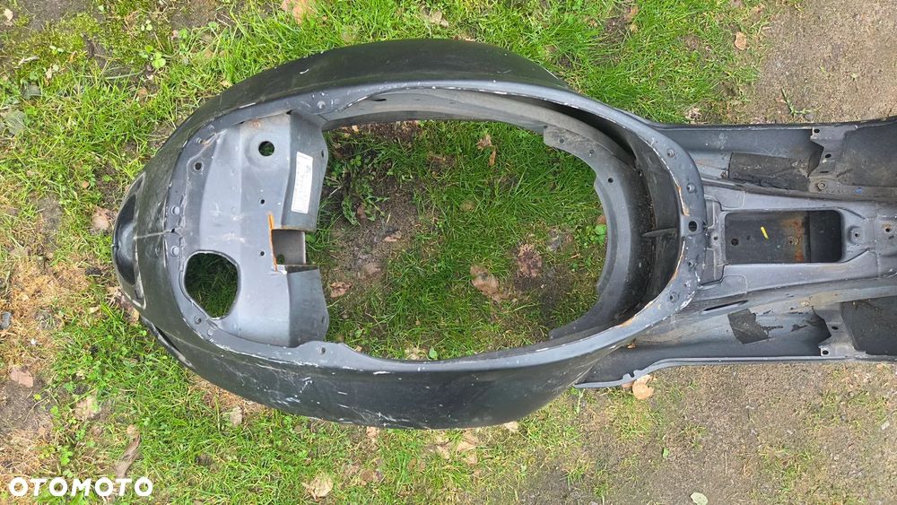 Karoseria buda Vespa Sprint S 2025 -> - 5