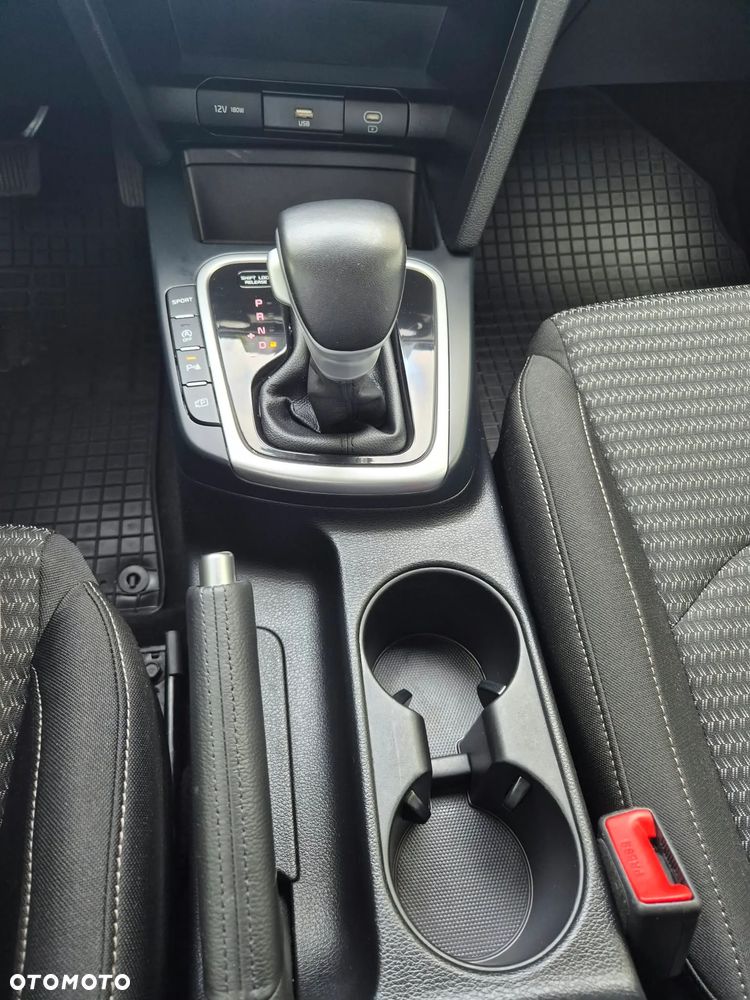 Kia Ceed 1.5 T-GDI M DCT - 10