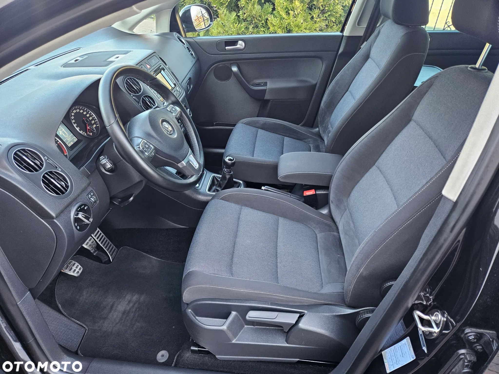 Volkswagen Golf Plus - 14