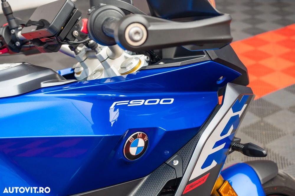 BMW F 900R Force - 30