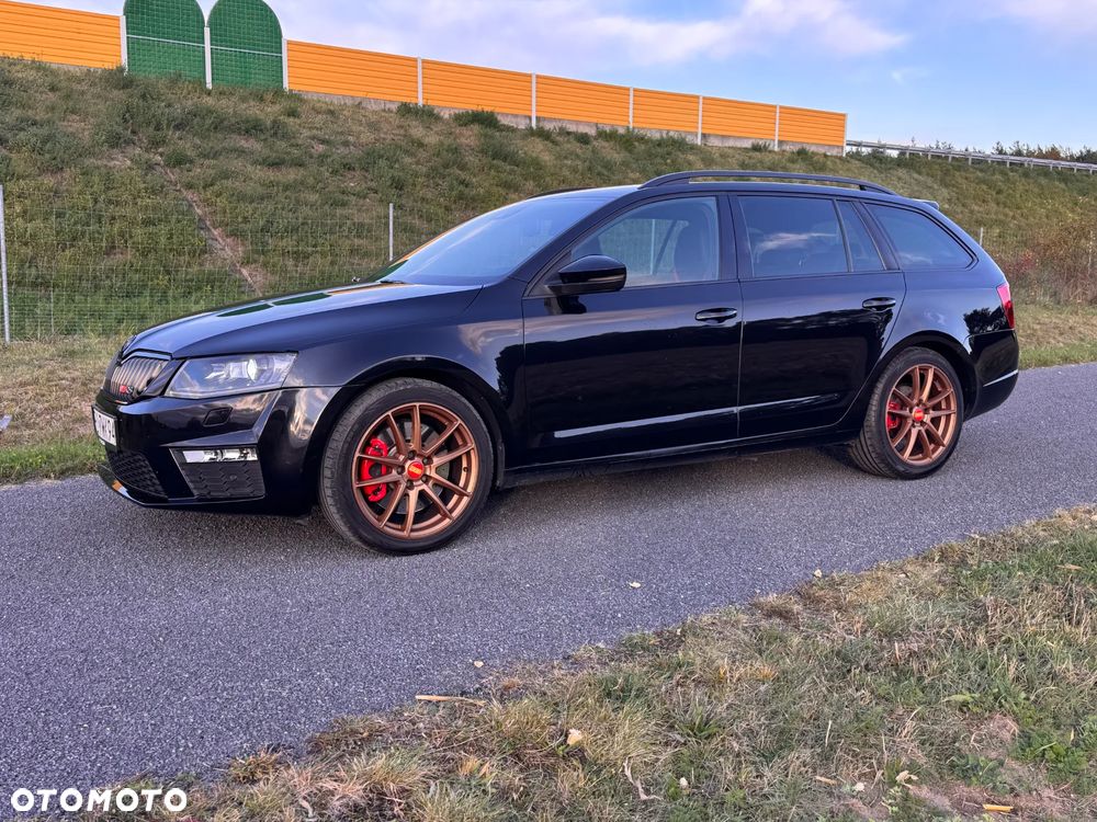 Skoda Octavia 2.0 TDI RS DSG - 3