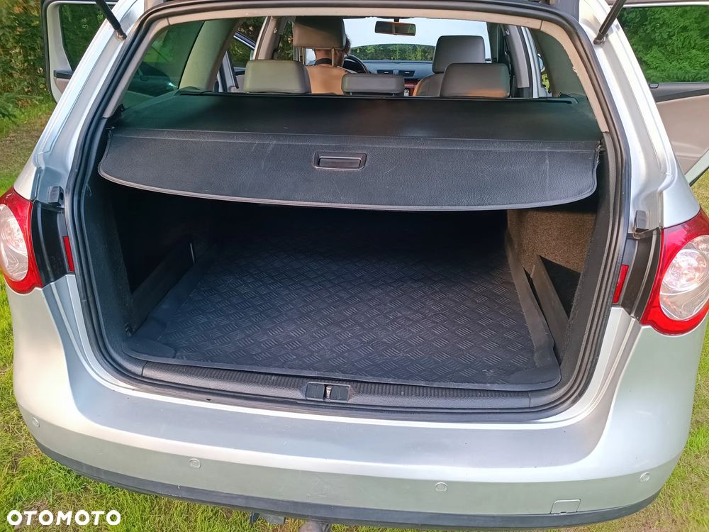 Volkswagen Passat 2.0 TDI 4Mot Highline - 33