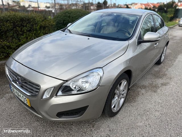 Volvo S60 1.6 D2 Drive Momentum Start/Stop - 1