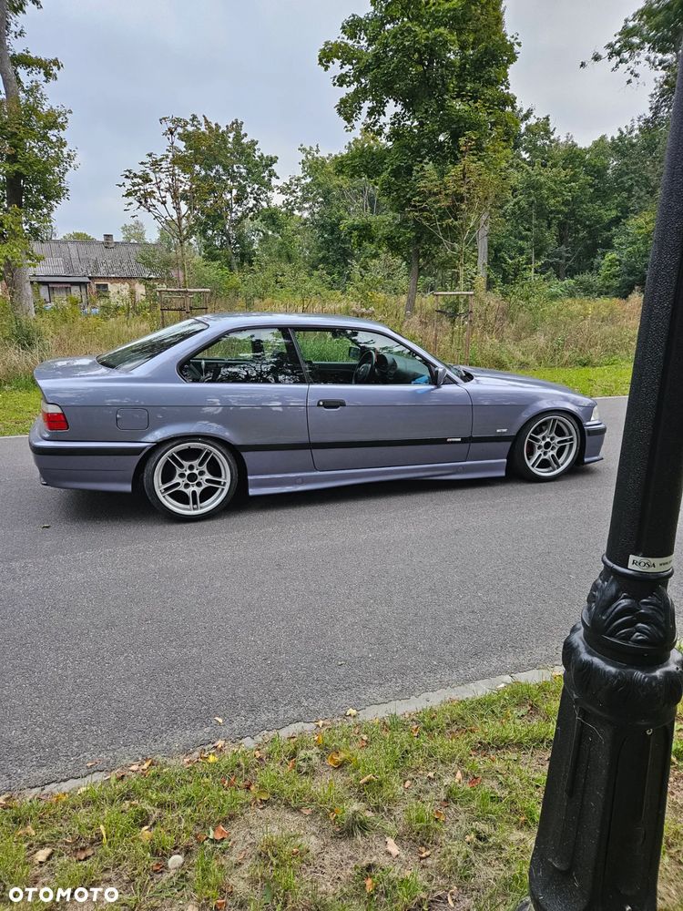 BMW Seria 3 316i - 8