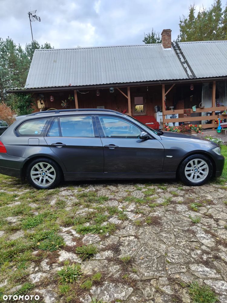 BMW Seria 3 320d - 5
