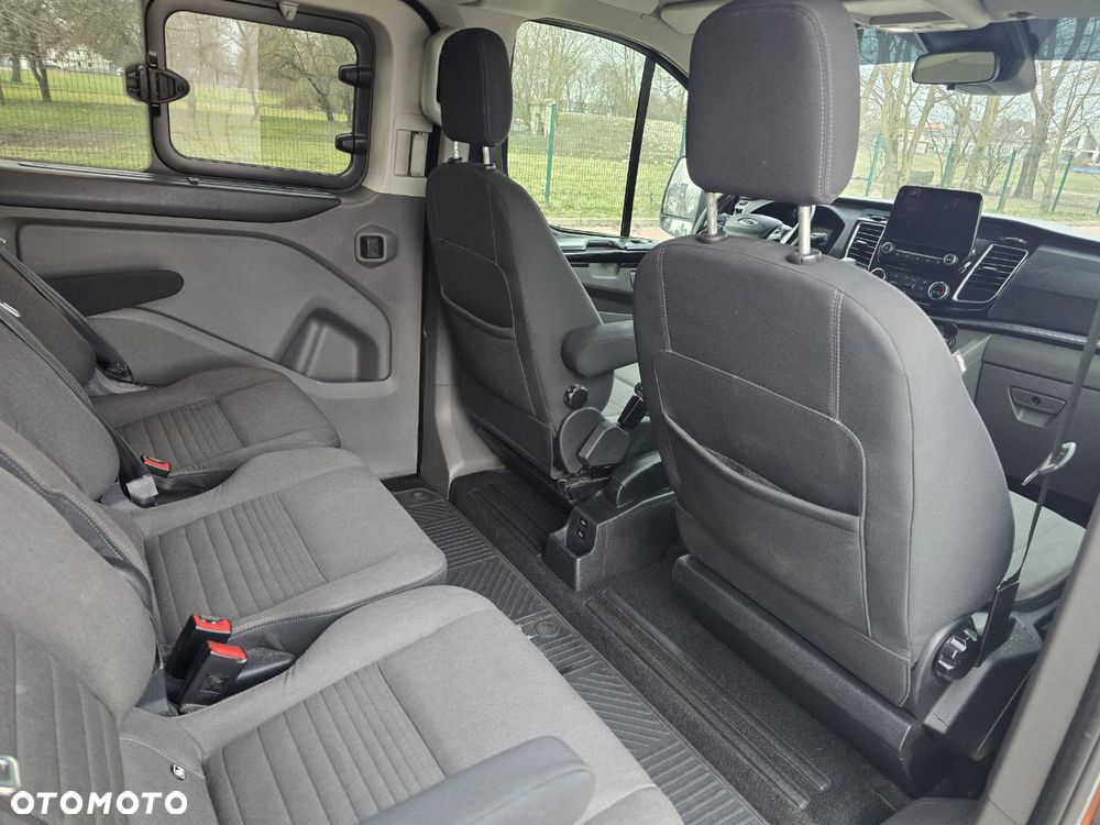 Ford Tourneo Custom 2.0 TDCi L2 Titanium SelectShift - 19