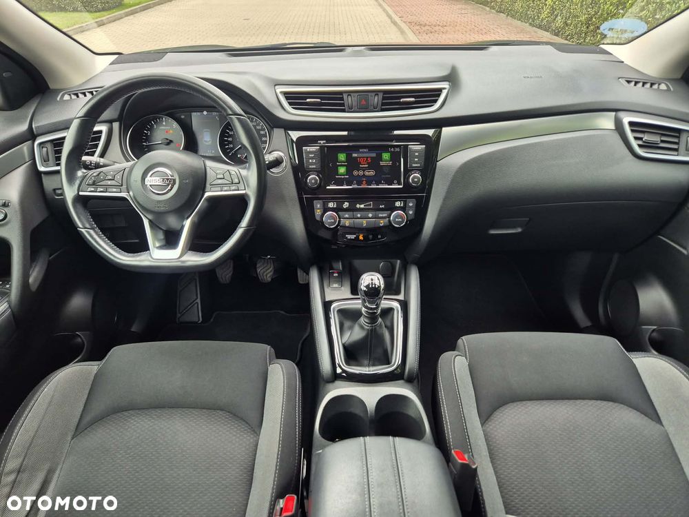 Nissan Qashqai 1.3 DIG-T N-Connecta - 18