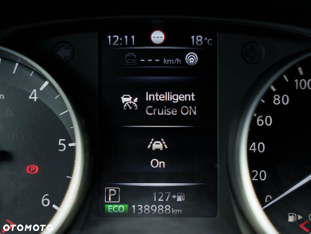 Nissan Qashqai 1.6 dCi Xtronic TEKNA+ - 37