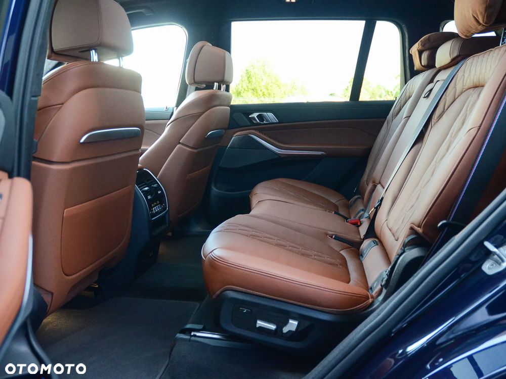 BMW X7 xDrive40i mHEV M Sport sport - 37