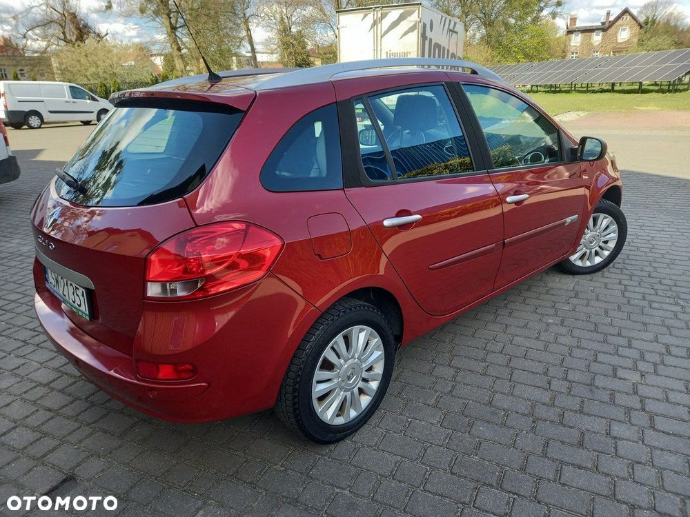 Renault Clio 1.2 16V Luxe Dynamique - 5